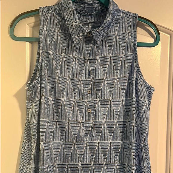 Vineyard Vines | Tops | Vineyard Vines Sleeveless Blue Geometric Womens ...